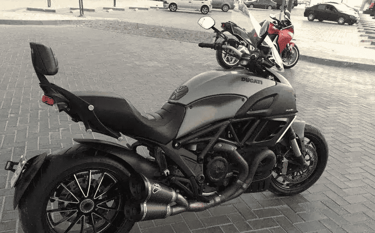 
								2013 Ducati Diavel Strada full									